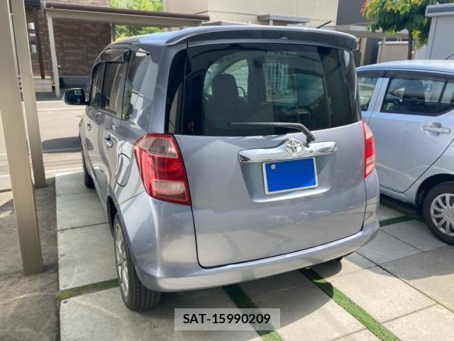 Toyota RACTIS 2006-06 7226301-1