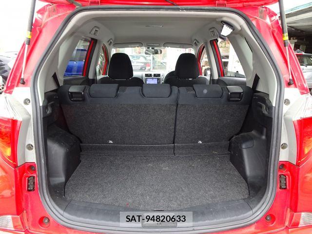 Toyota RACTIS 2013-07 7330757-17