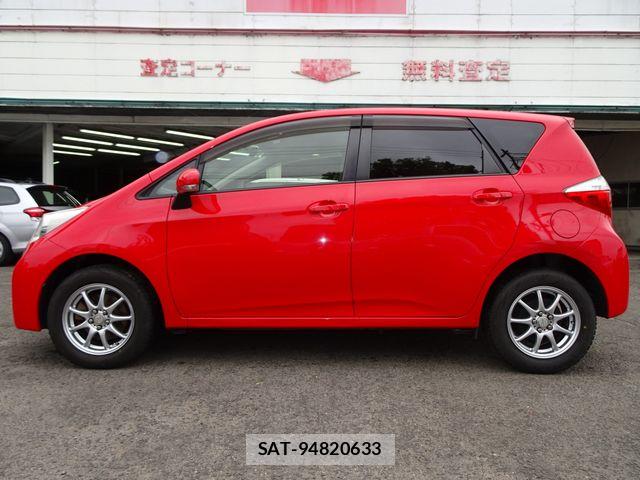 Toyota RACTIS 2013-07 7330757-8
