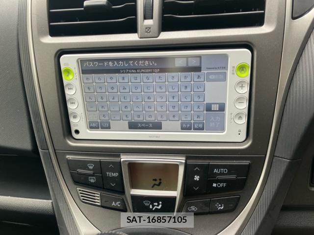 Toyota RACTIS 2011-12 7360223-15