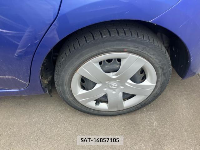 Toyota RACTIS 2011-12 7360223-8
