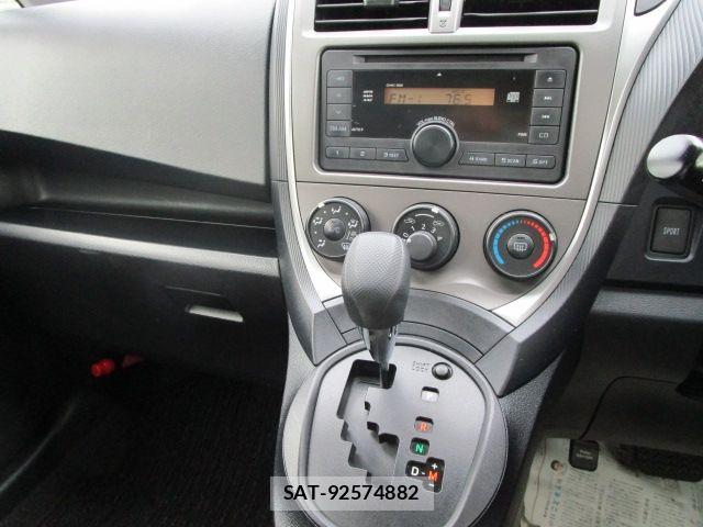 Toyota RACTIS 2012-03 7620898-8