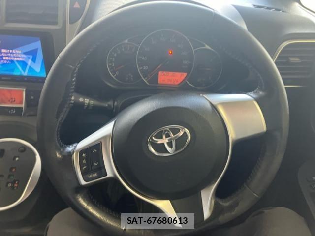 Toyota RACTIS 2014-02 7730007-9