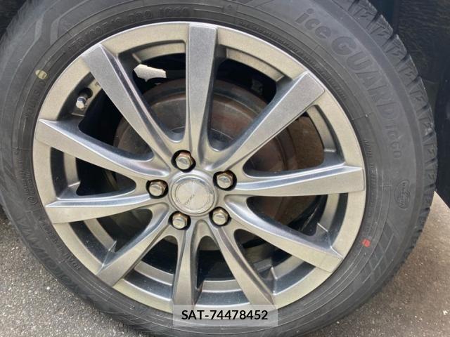 Toyota RACTIS 2011-05 7789967-12