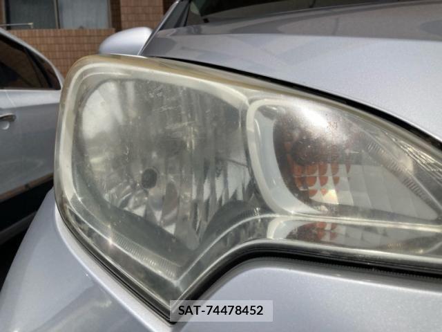 Toyota RACTIS 2011-05 7789967-3