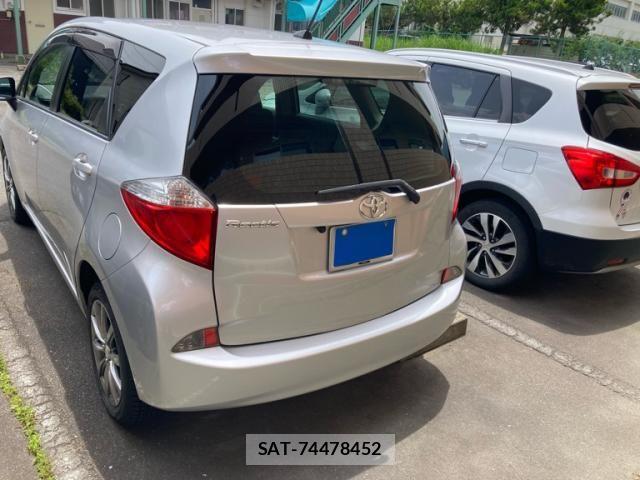 Toyota RACTIS 2011-05 7789967-5