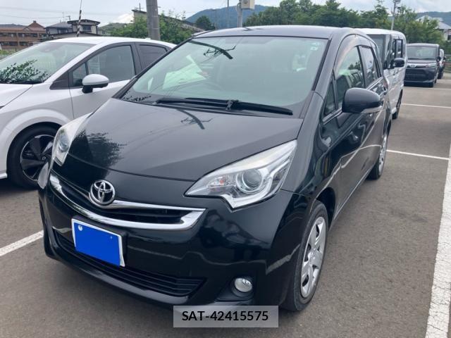 Toyota RACTIS 2015-07 8038856-0