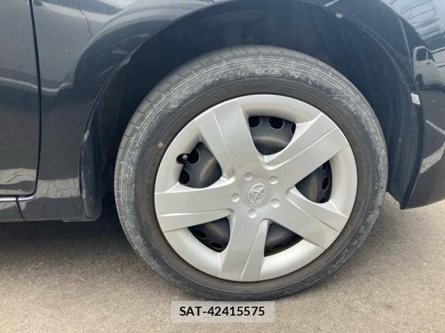 Toyota RACTIS 2015-07 8038856-9