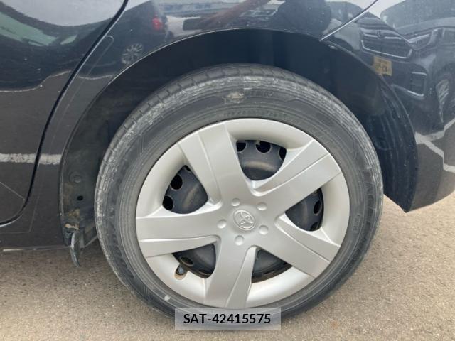 Toyota RACTIS 2015-07 8038856-11
