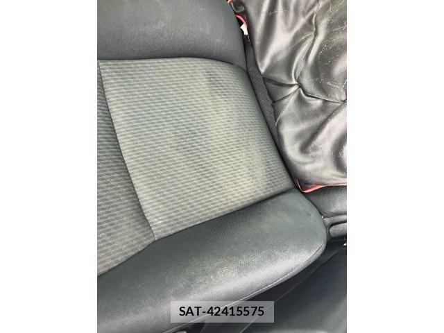 Toyota RACTIS 2015-07 8038856-18