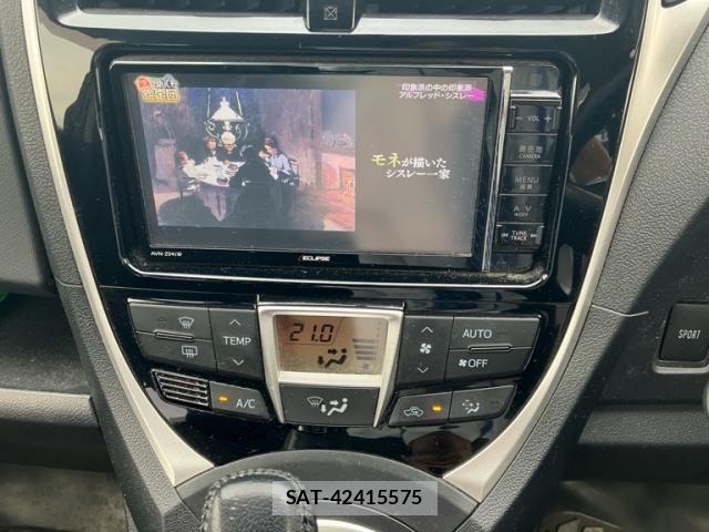 Toyota RACTIS 2015-07 8038856-22