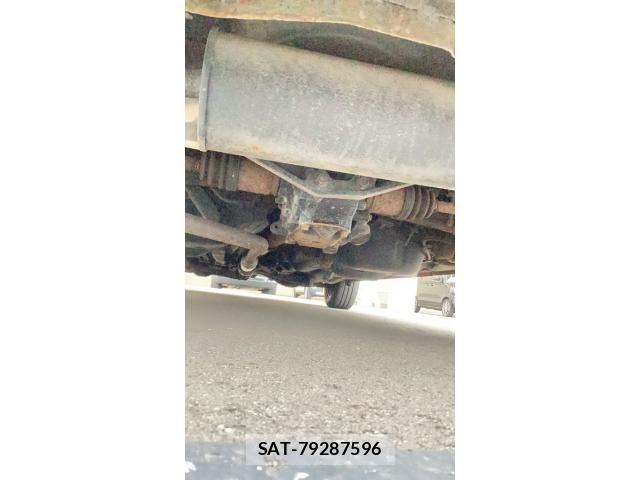 Toyota RACTIS 2011-06 8075969-7
