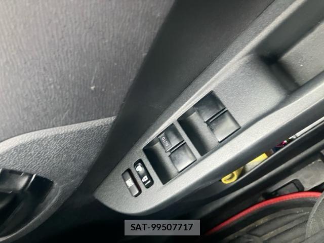 Toyota RACTIS 2011-08 8317725-10
