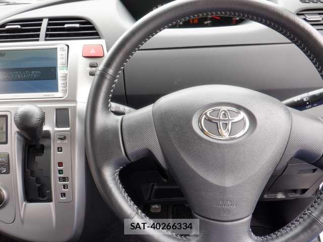 Toyota RACTIS 2007-05 8317724-12