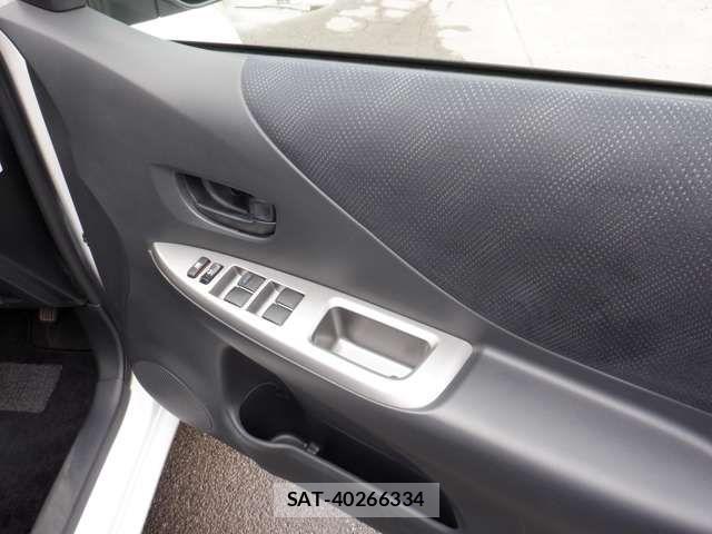 Toyota RACTIS 2007-05 8317724-18
