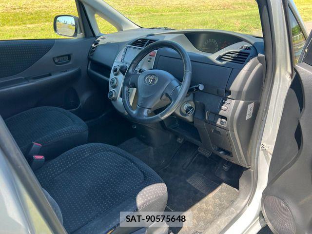 Toyota RACTIS 2008-02 8317723-19
