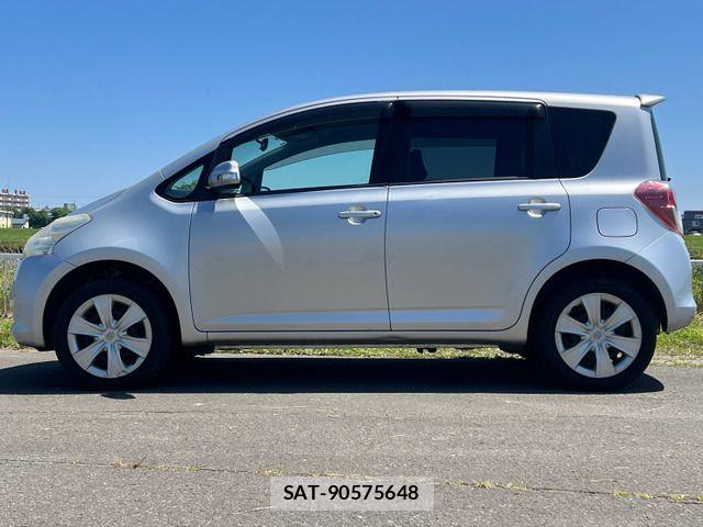 Toyota RACTIS 2008-02 8317723-4