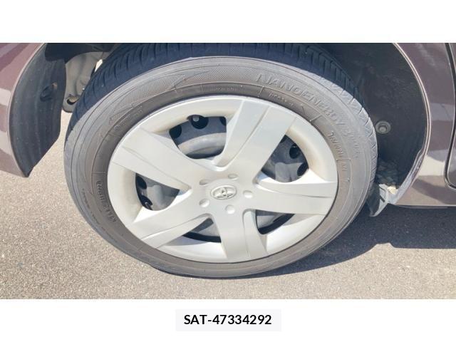 Toyota RACTIS 2015-09 8372303-23
