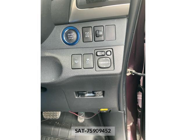Toyota RACTIS 2014-01 8486197-17
