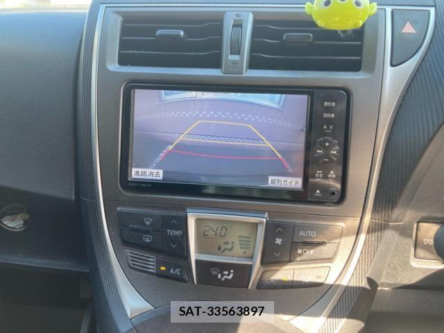 Toyota RACTIS 2011-07 8563863-24