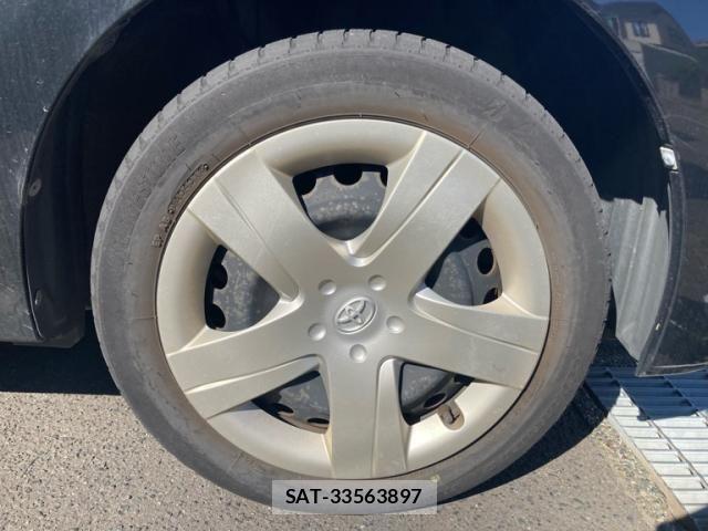 Toyota RACTIS 2011-07 8563863-8