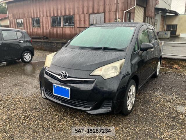 Toyota RACTIS 2012-03 8667059-0