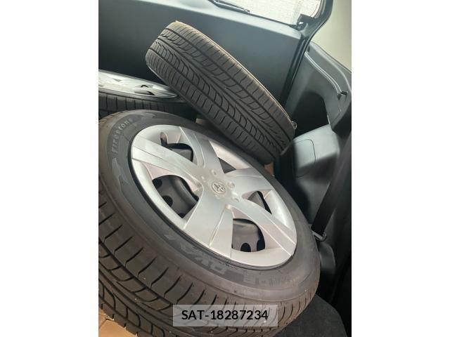 Toyota RACTIS 2012-03 8667059-18