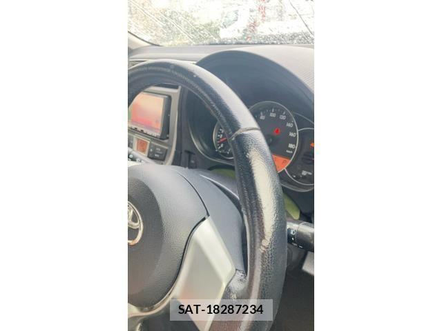 Toyota RACTIS 2012-03 8667059-19