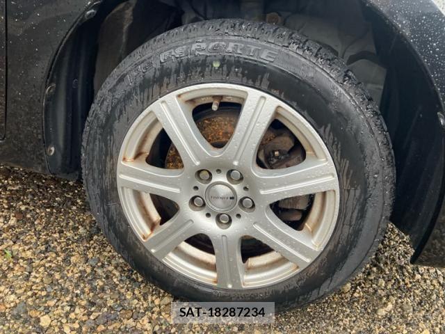 Toyota RACTIS 2012-03 8667059-5