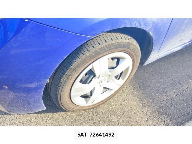 Toyota RACTIS 2011-10 8662069-2