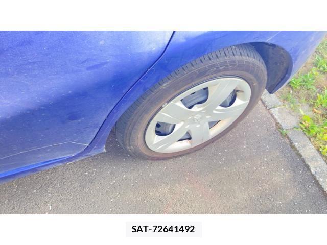Toyota RACTIS 2011-10 8662069-3