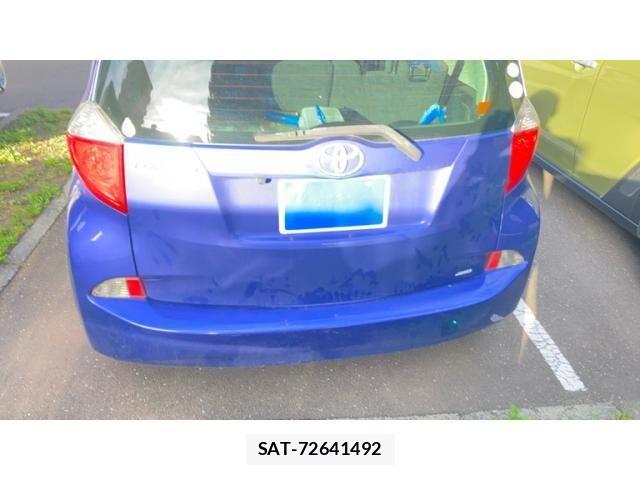 Toyota RACTIS 2011-10 8662069-4