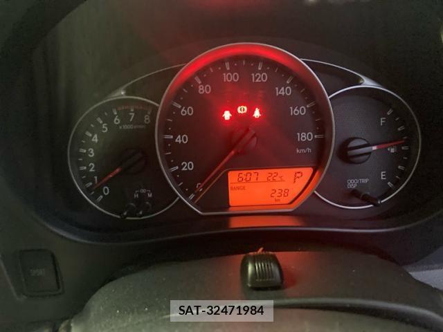 Toyota RACTIS 2012-05 8797770-24