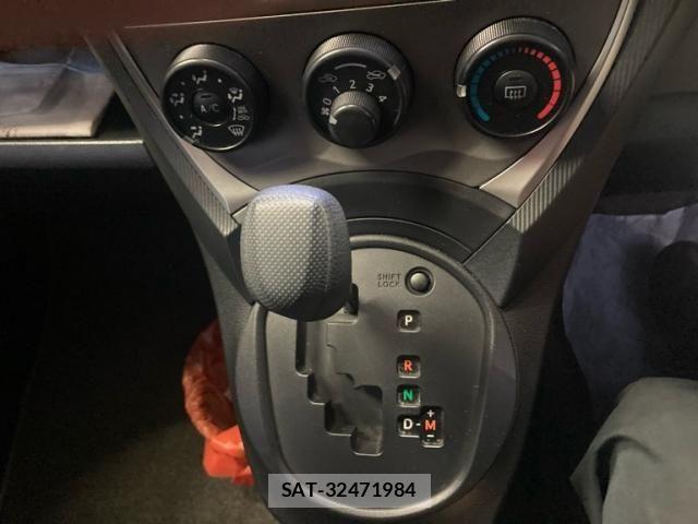 Toyota RACTIS 2012-05 8797770-25