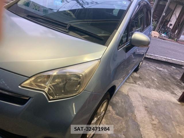 Toyota RACTIS 2012-05 8797770-3