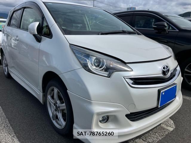 Toyota RACTIS 2015-11 8882673-1