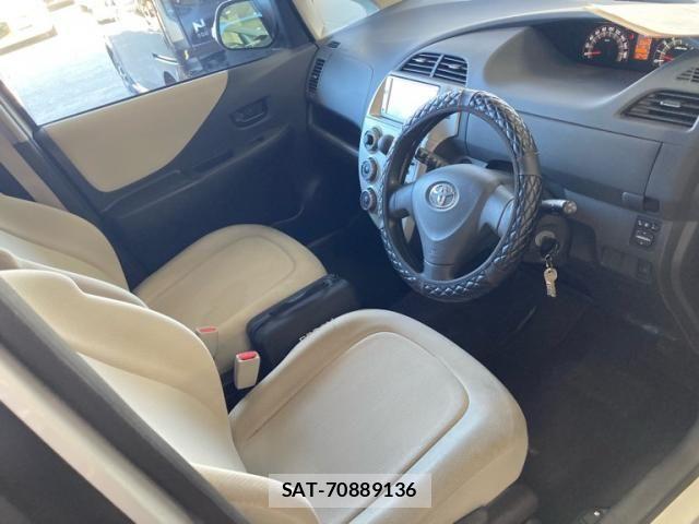Toyota RACTIS 2008-07 8884502-12