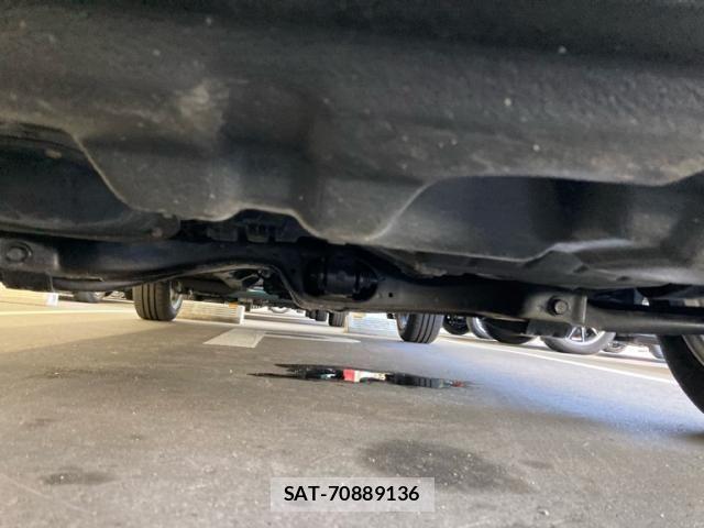 Toyota RACTIS 2008-07 8884502-3