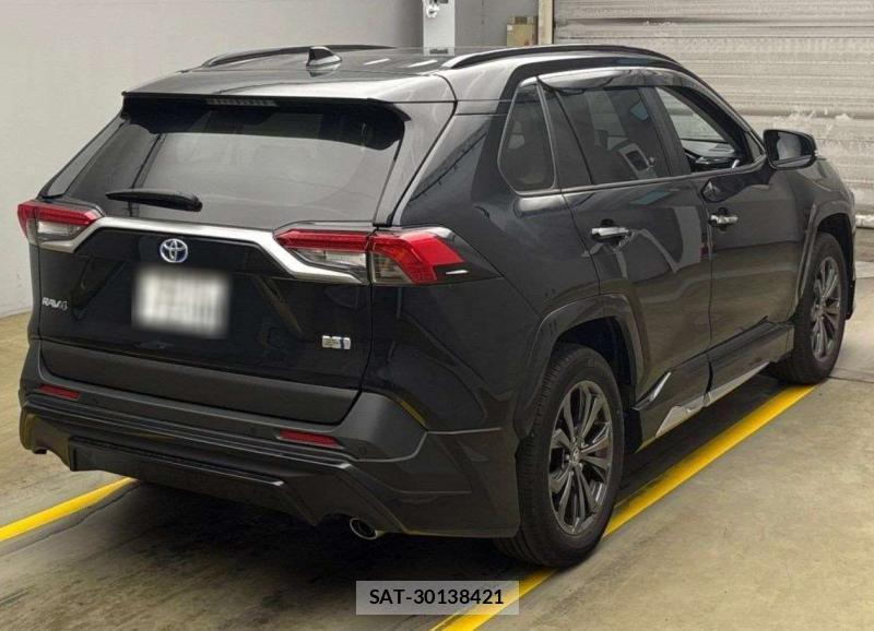 Toyota RAV4 2024-04 1082457-2