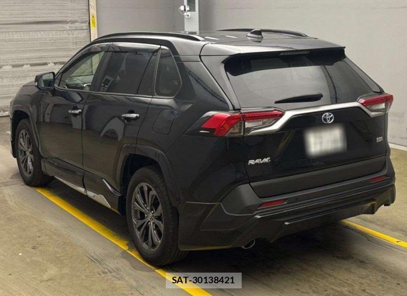 Toyota RAV4 2024-04 1082457-3