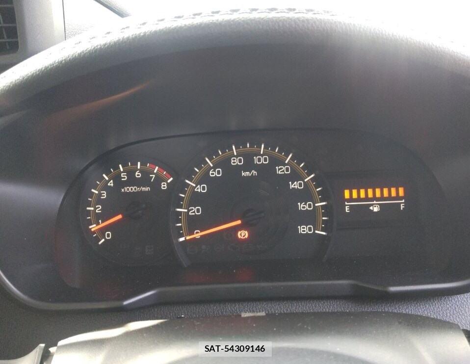 Toyota ROOMY 2023 888052-4