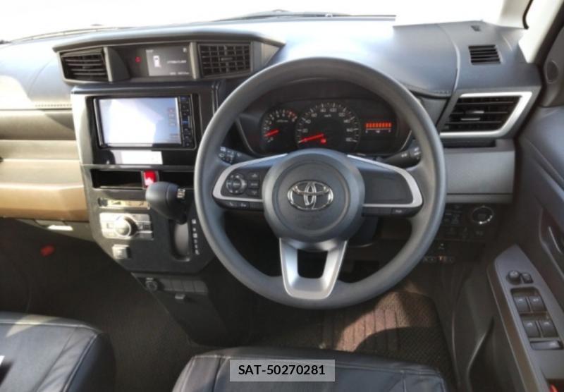 Toyota ROOMY 2023-04 907216-7