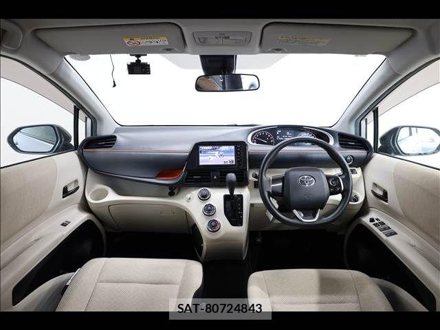 Toyota SIENTA 2016-03 8415544-3