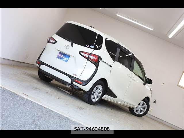 Toyota SIENTA 2019-07 8746441-11