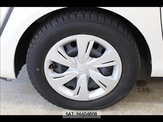 Toyota SIENTA 2019-07 8746441-13