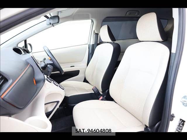 Toyota SIENTA 2019-07 8746441-17