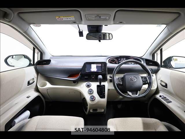 Toyota SIENTA 2019-07 8746441-2