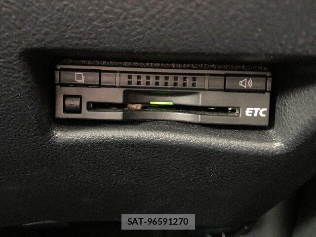 Toyota SIENTA 2015-07 4603586-12