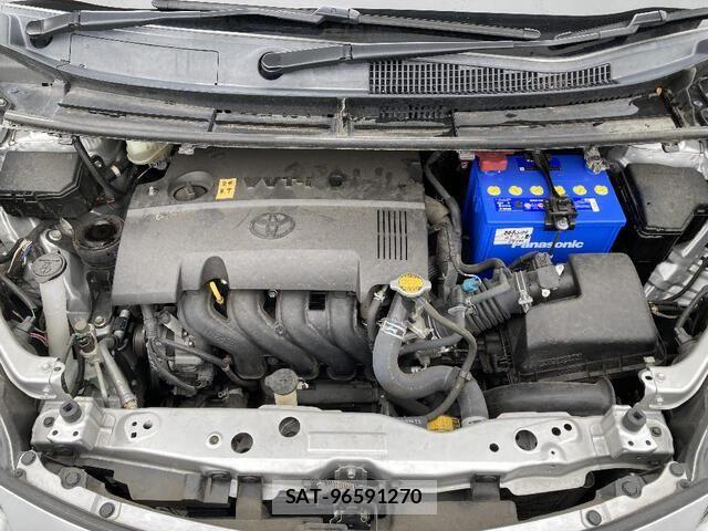 Toyota SIENTA 2015-07 4603586-29
