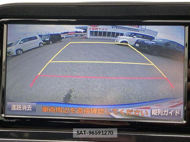 Toyota SIENTA 2015-07 4603586-8